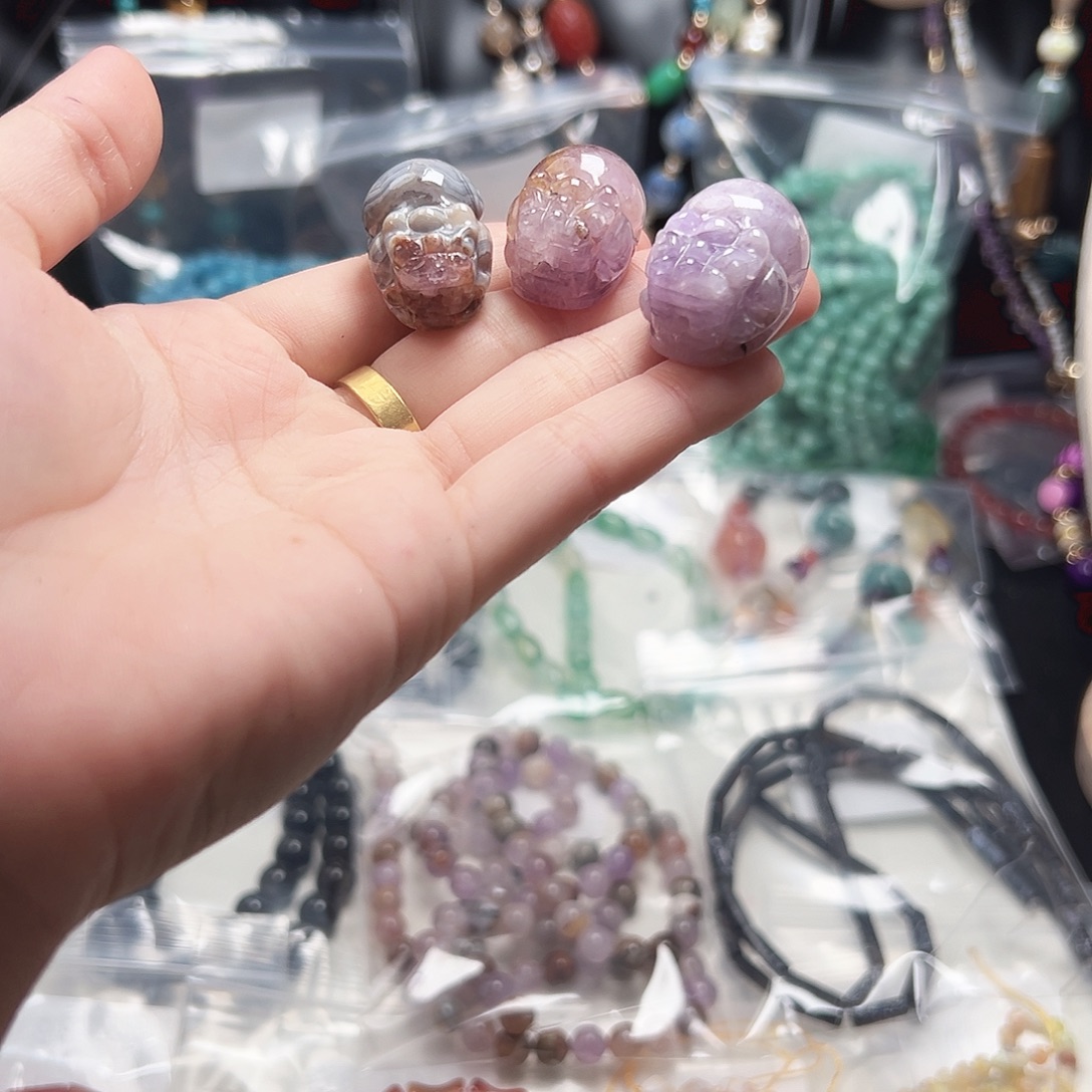 玛瑙/玉髓未镶嵌珠宝半成品t153 貔貅紫水玛瑙吊坠一颗