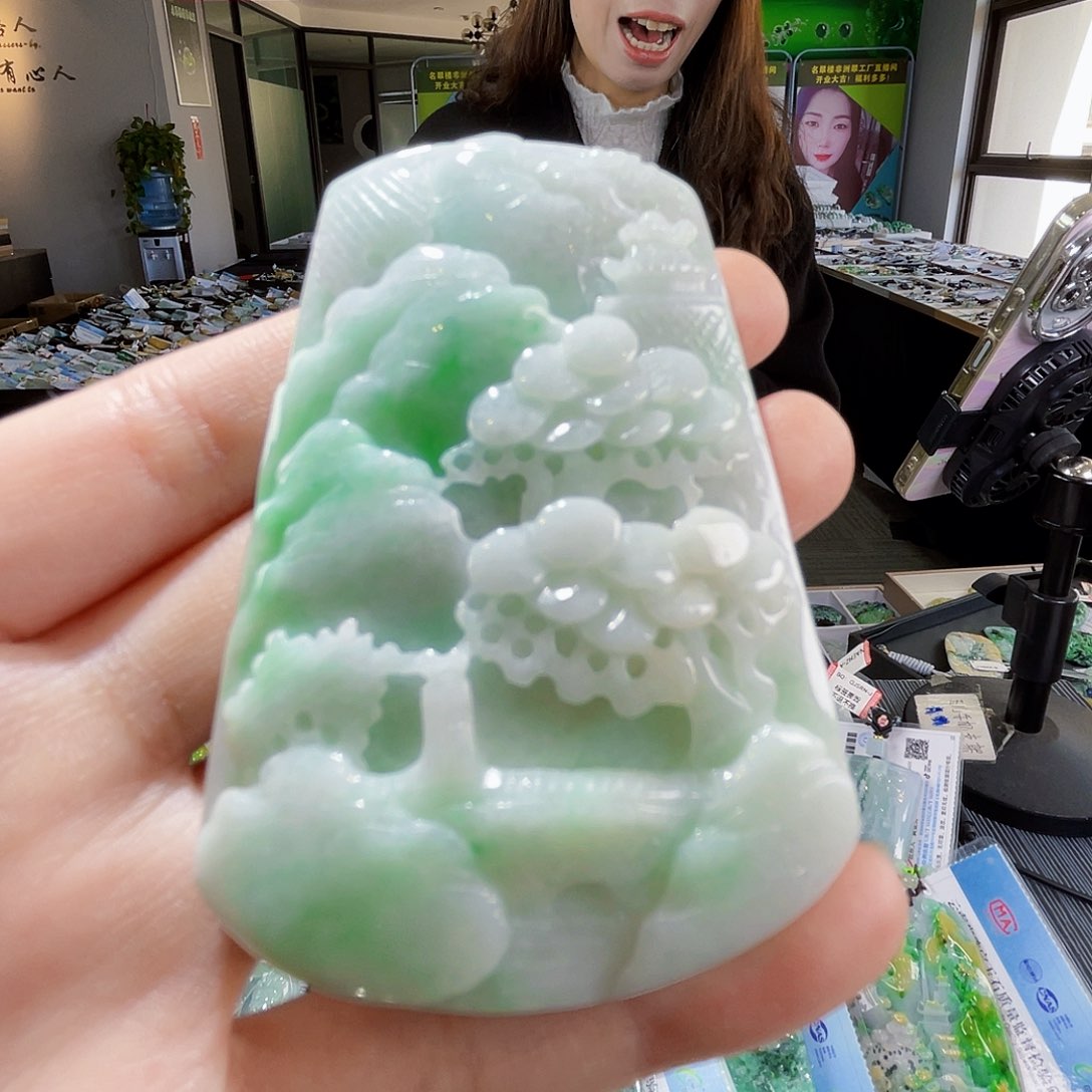 颈饰未镶嵌翡翠翡翠