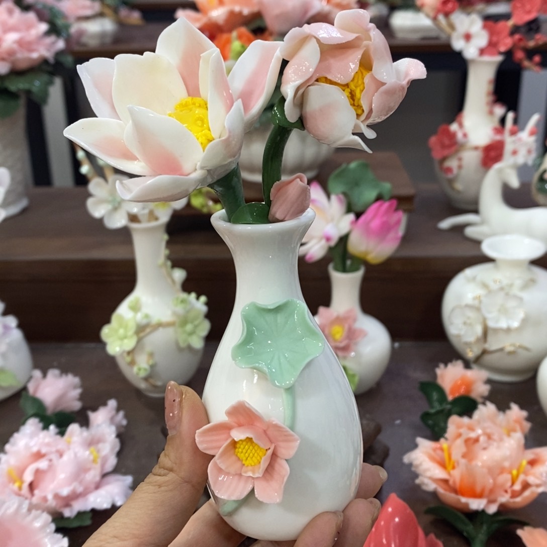 摆件陶瓷手工花摆件