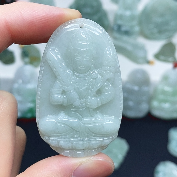 翡翠未镶嵌颈饰吊坠