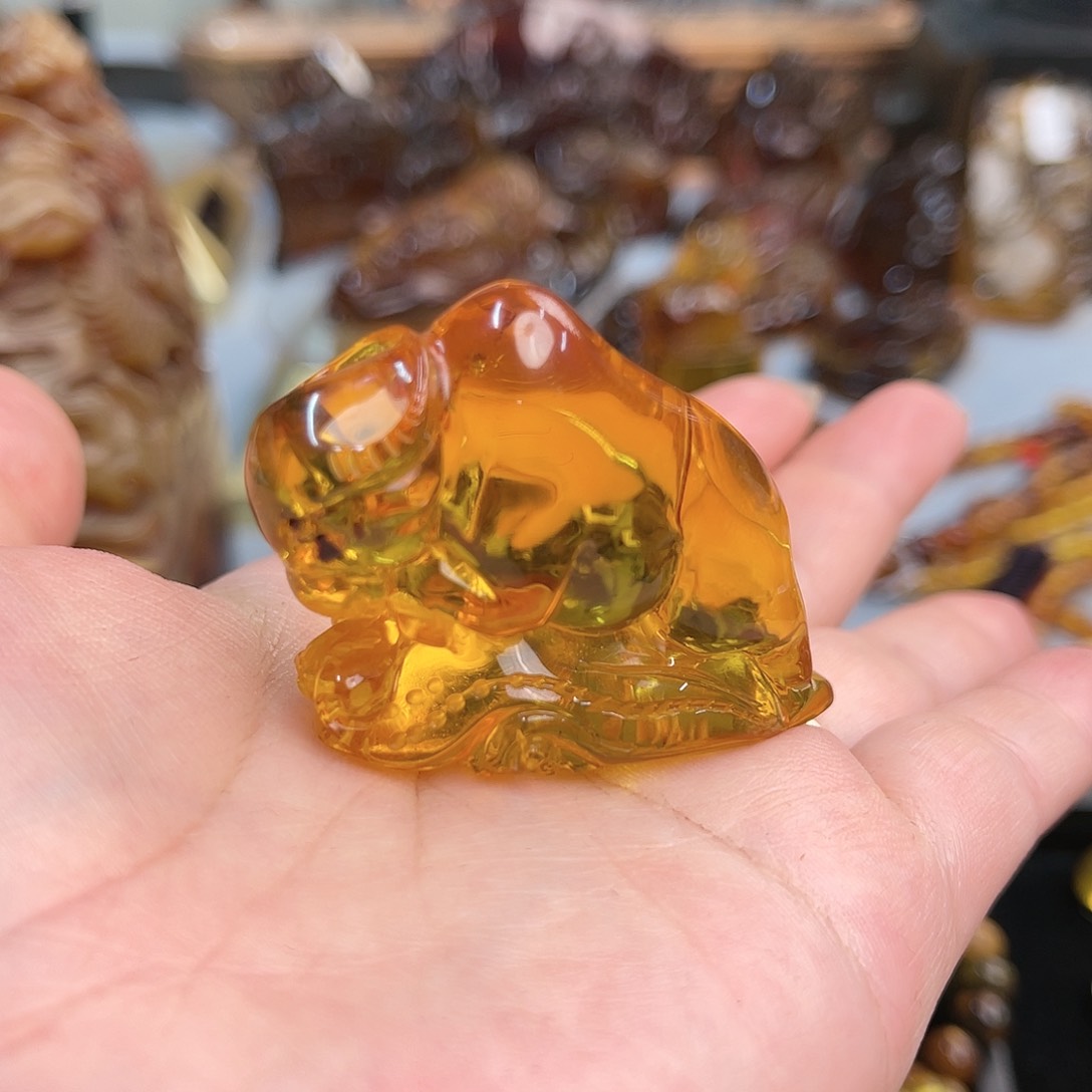 琥珀手链未镶嵌牛气冲天缅甸琥珀雕刻艺术品