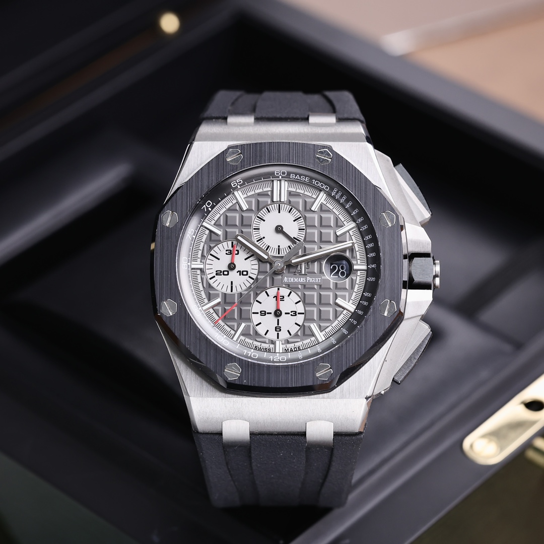 95新 Audemars Piguet/爱彼 26400IO 钛金属 陶瓷圈 2018年保卡