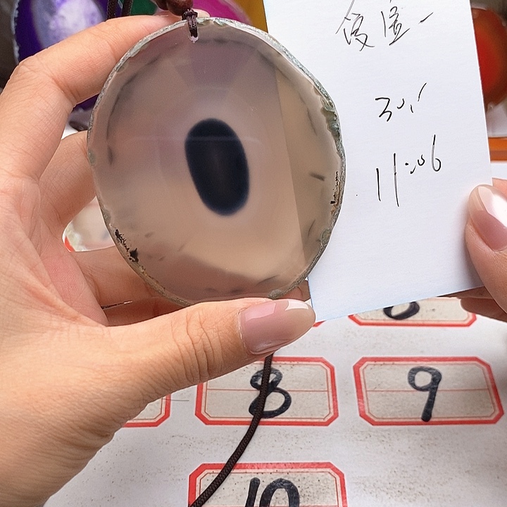 爱****合金颈饰玛瑙/玉髓