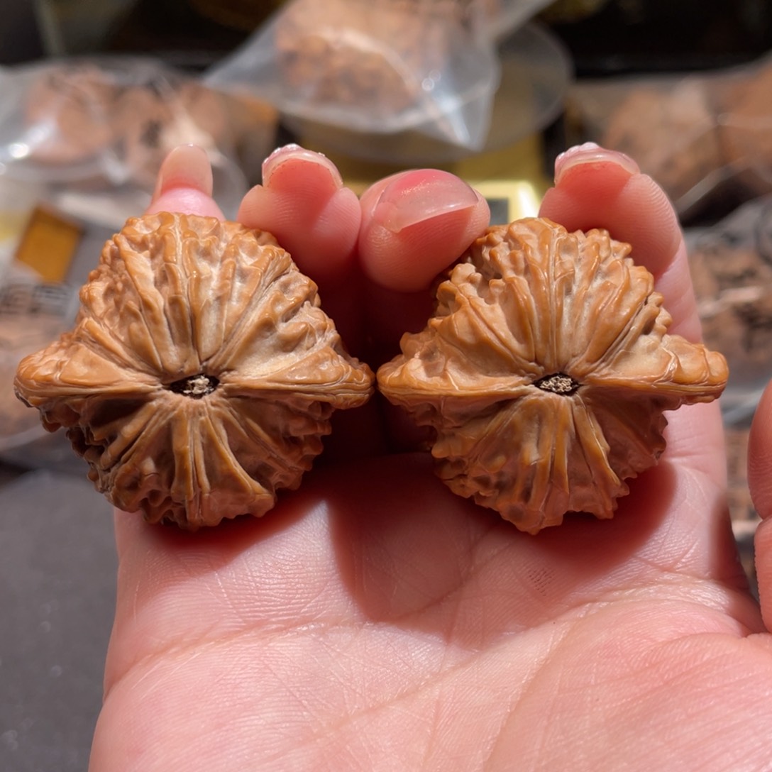 文玩核桃吊坠琪**40磨盘