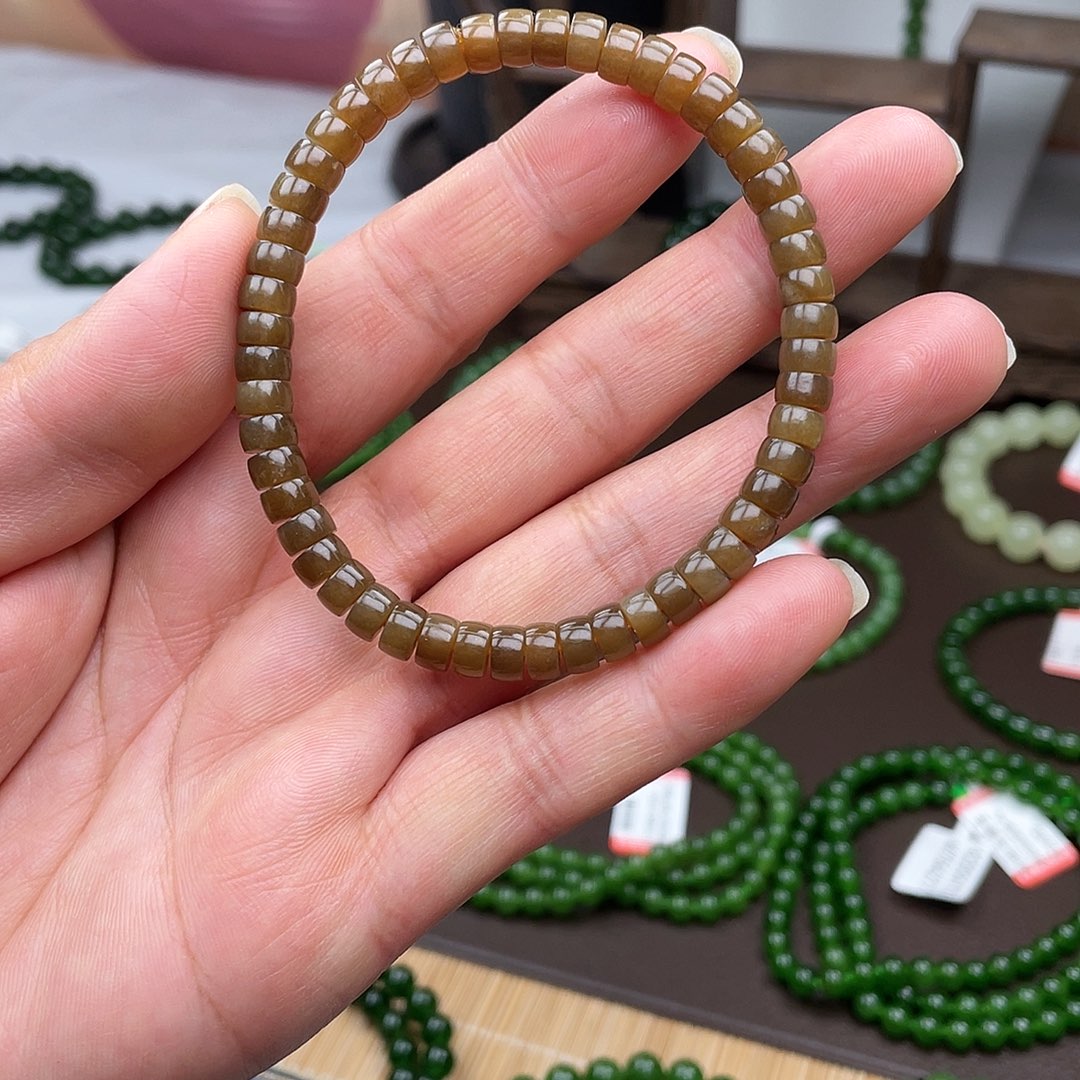 和田玉未镶嵌手链红糖玉卡6小药片