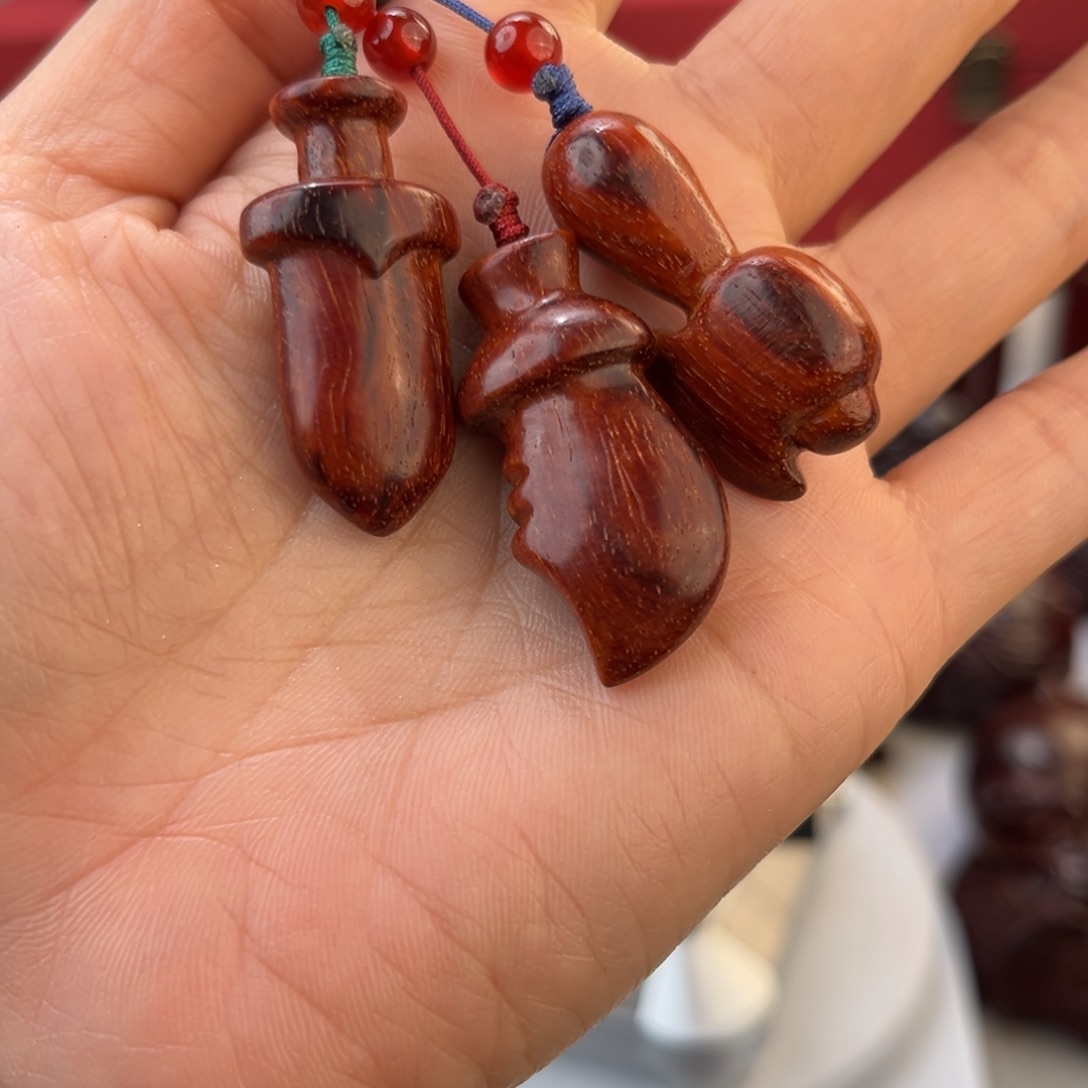 印度小叶紫檀手把件