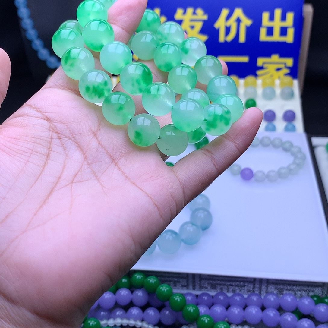 澳***司翡翠散珠翡翠项链