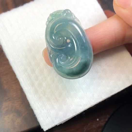 翡翠未镶嵌颈饰缅甸A货，每天下午1点半开播