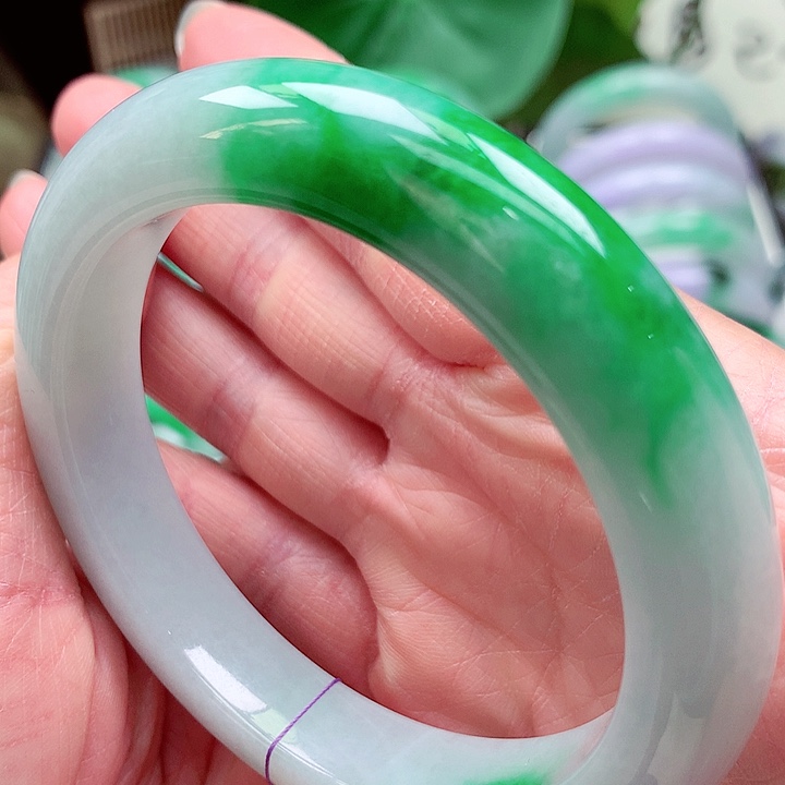 翡翠未镶嵌手镯天然翡翠手镯