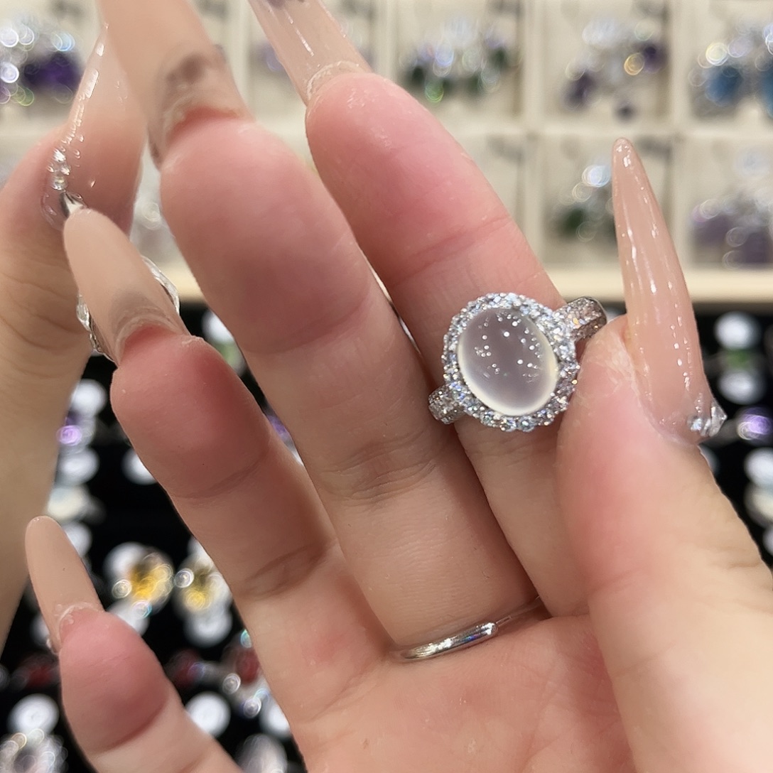 吉****岫玉银S925镶嵌戒指