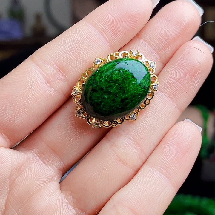 翡翠银S925镶嵌颈饰多样性