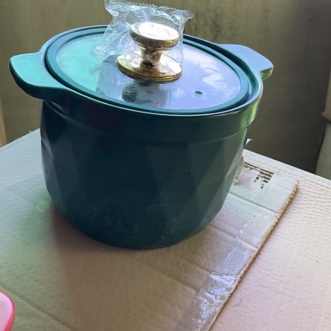 微瑕，明火，口径约19厘米，高14F***9，3.5L