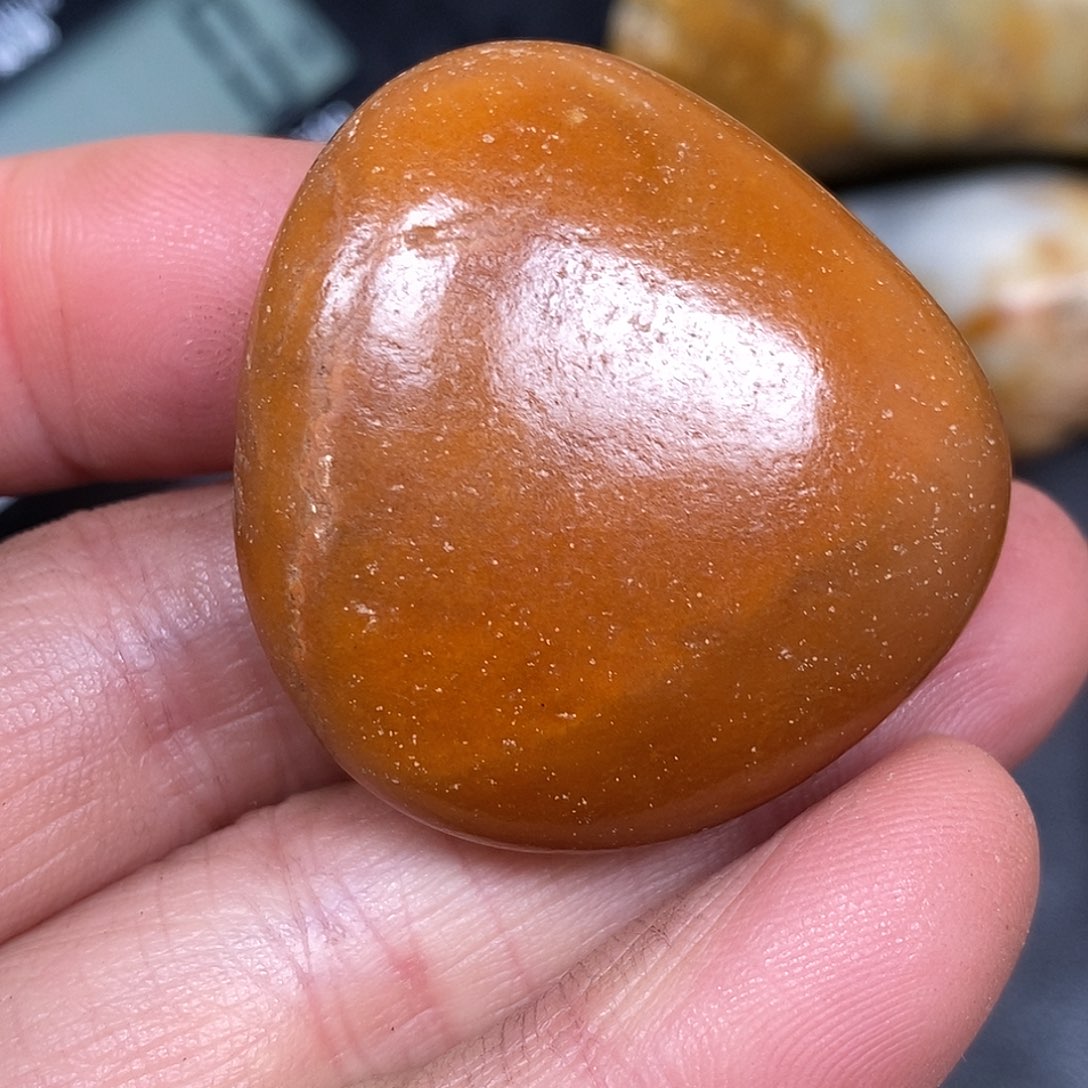 和田玉未镶嵌珠宝奇石