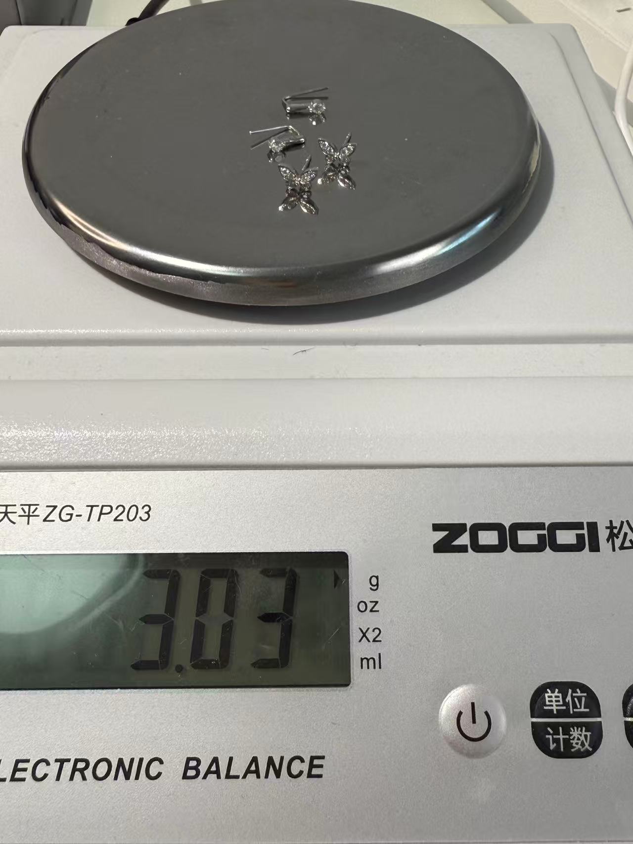 云珑铂金 铂金PT950 耳钉 直播专用不支持七天