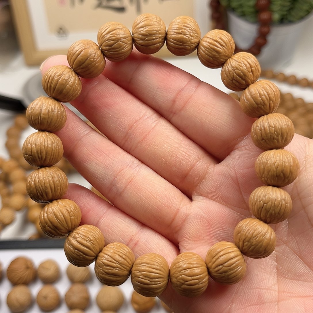 猴头核桃手串我**人土豪