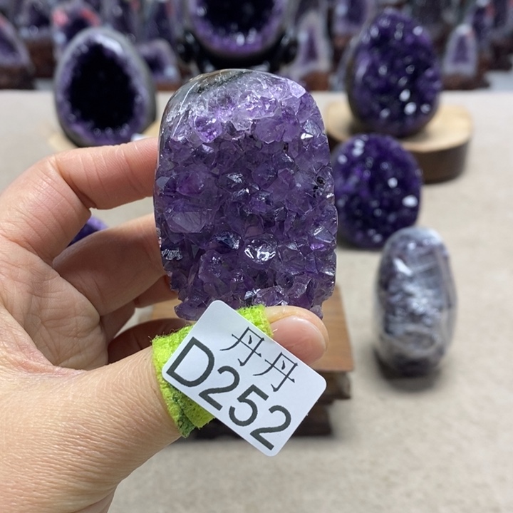 水晶大型摆件（非配饰）未镶嵌