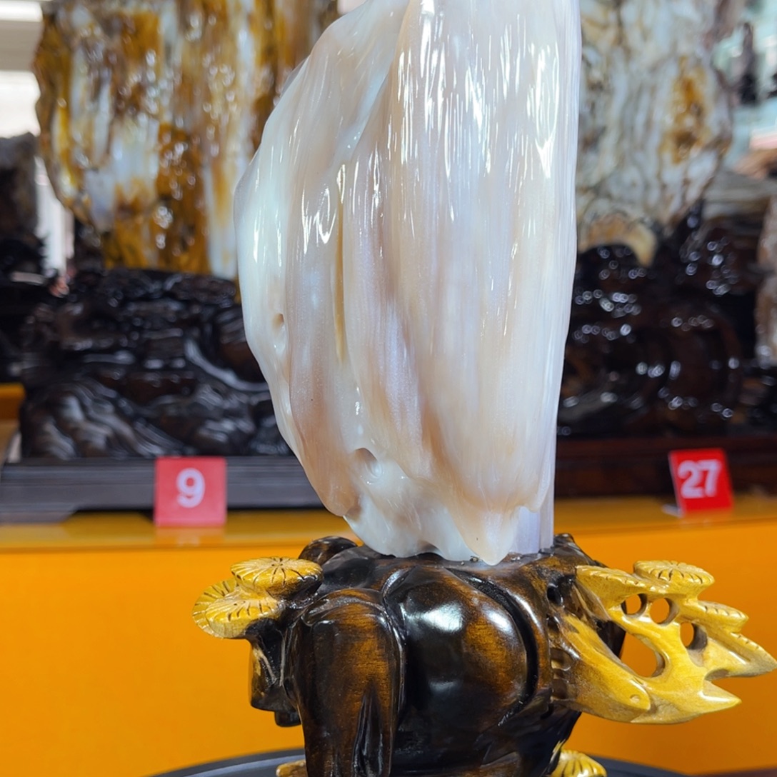 硅化玉未镶嵌珠宝奇石