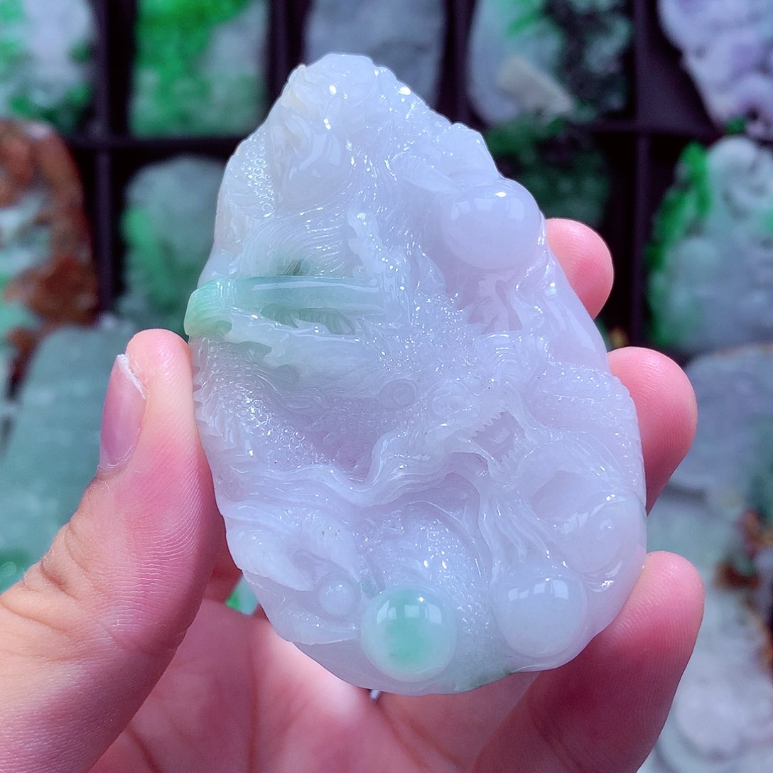 翡翠未镶嵌颈饰挂件