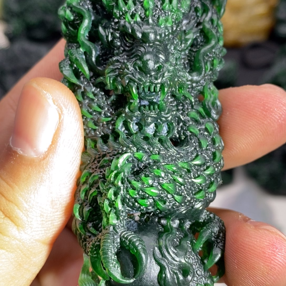 定制翡翠未镶嵌天然翡翠A货龙柱