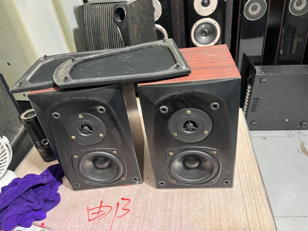 8新  二手环绕音响一对 不包邮 成色如图