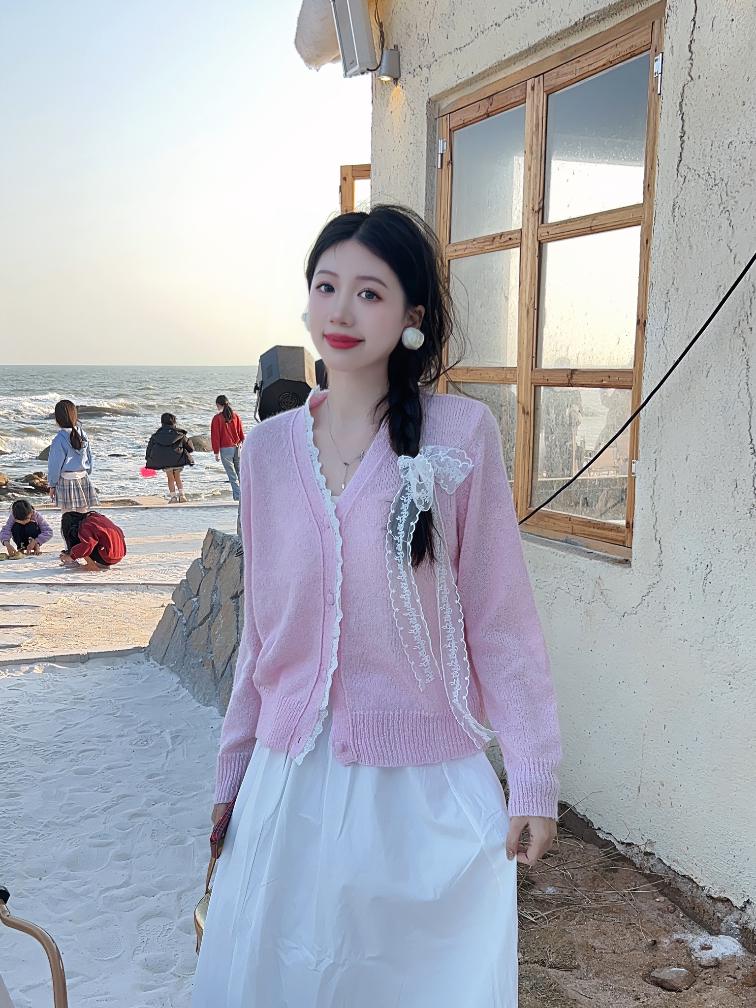 韩系小清新蕾丝边v领早春新款设计感百搭针织开衫（含15%羊毛）