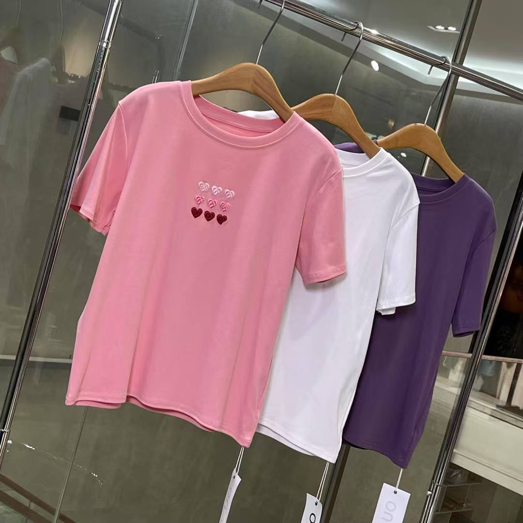 圆领爱心刺绣短袖T恤ZBS32883衣长60