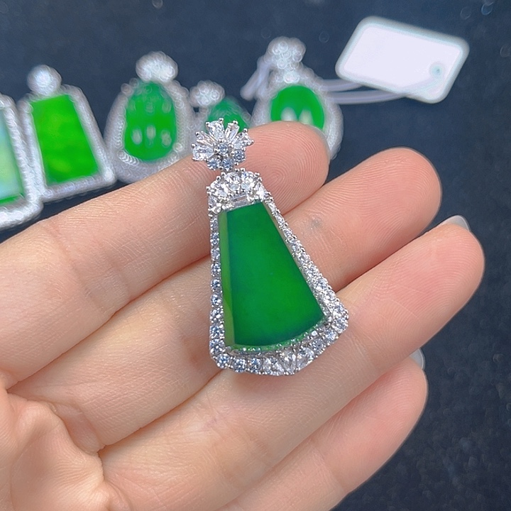 翡翠吊坠(不含链)银S925镶嵌