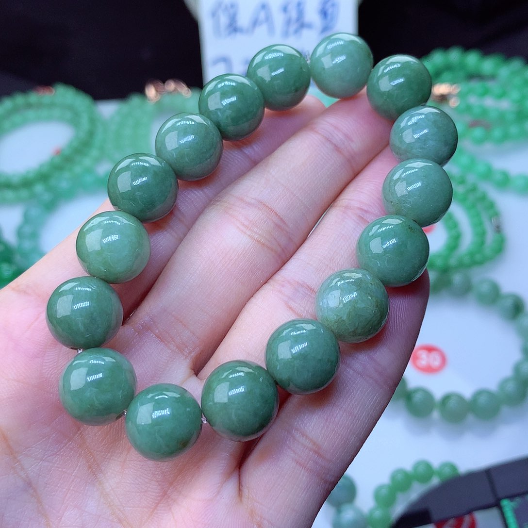 翡翠毛衣链未镶嵌