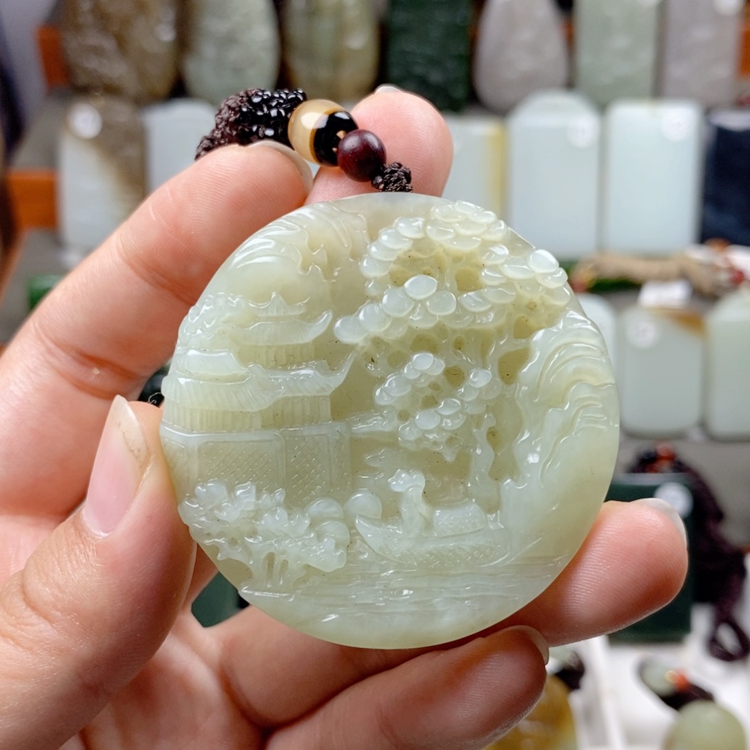 和田玉未镶嵌颈饰