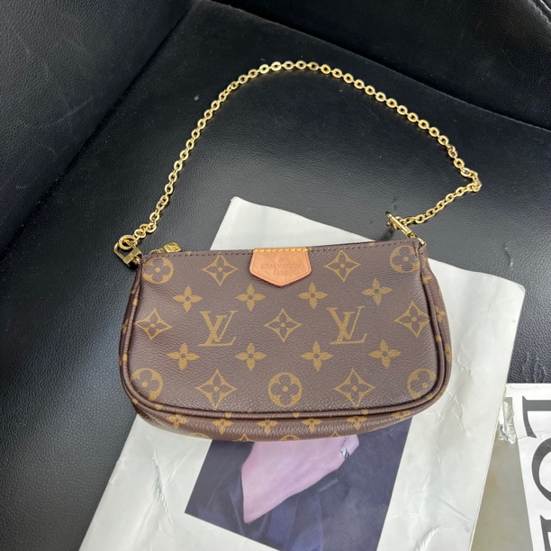 95新 LouisVuitton/路易威登 捐金沉珠/五合一子袋