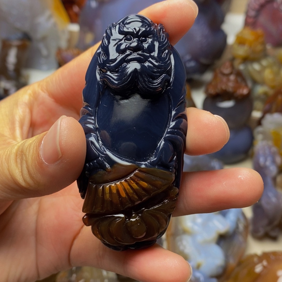 玛瑙/玉髓手把件未镶嵌