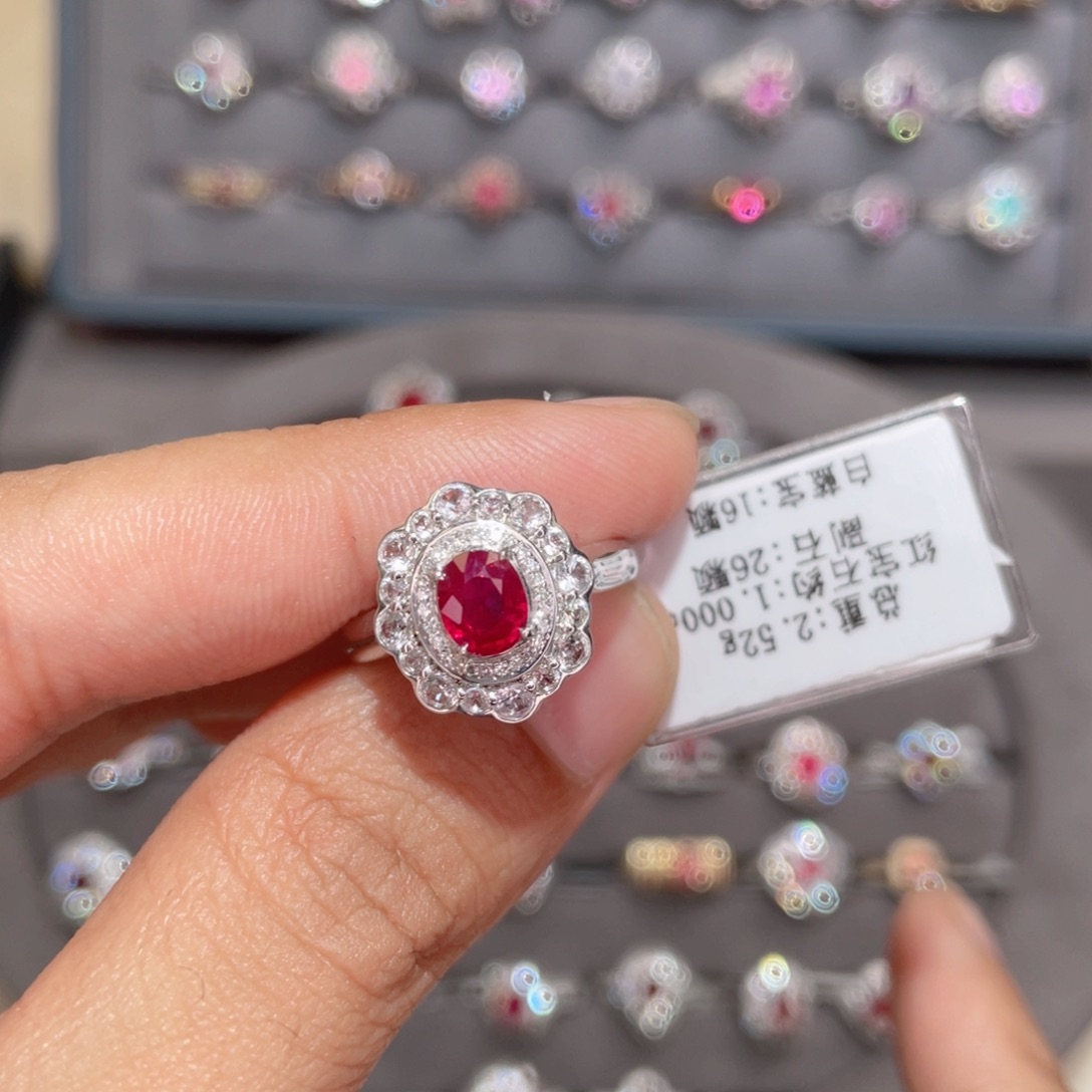 红宝石戒指18K金镶嵌1ct 缅甸鸽血