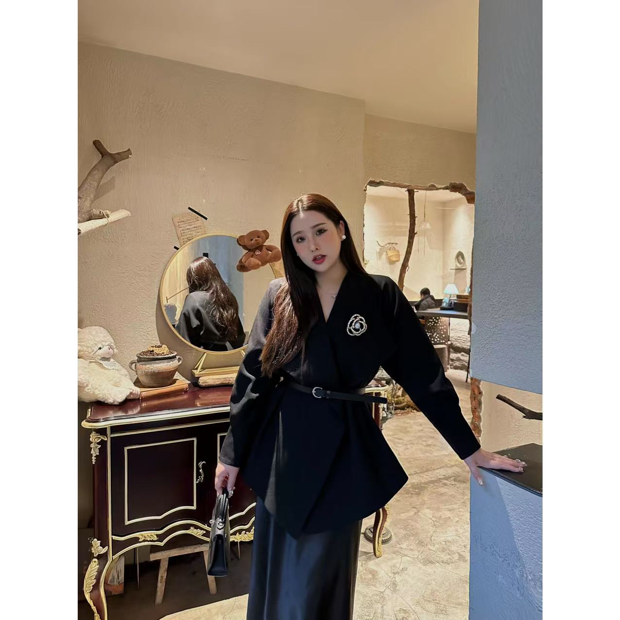 微胖温柔【伦敦旧梦】显瘦时尚法式百搭气质正肩设计感黑西装WR9204