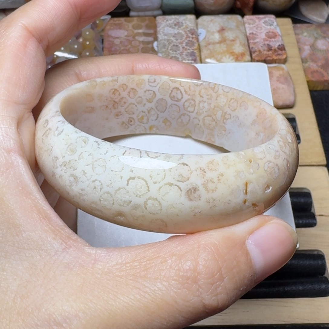 硅化玉58黄粉舒心色，共生未镶嵌