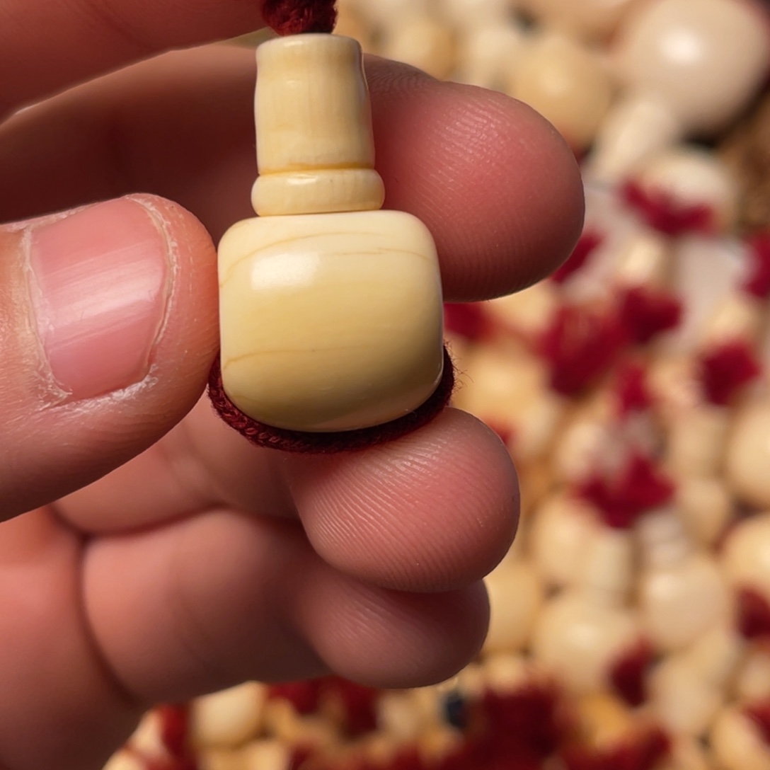 ****Z吊坠牛骨哈哈哈哈