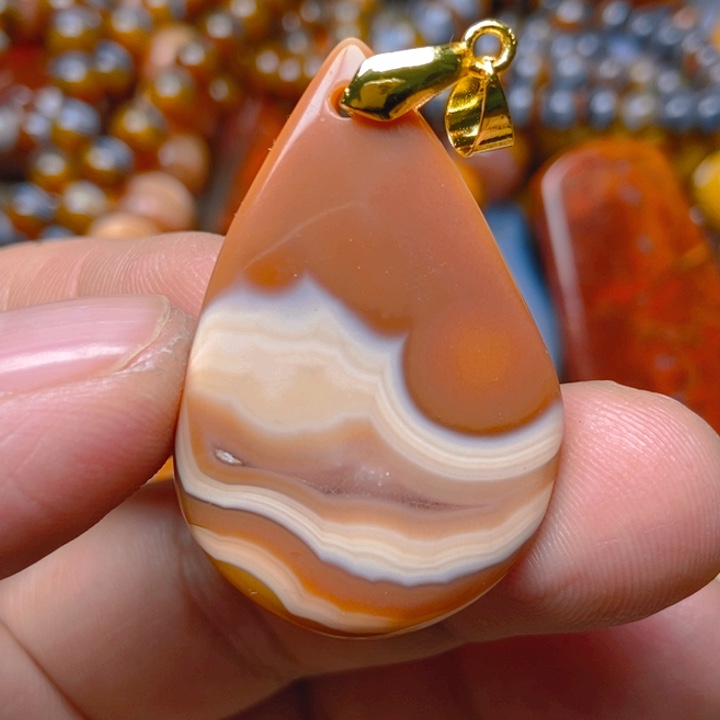 玛瑙/玉髓未镶嵌吊坠