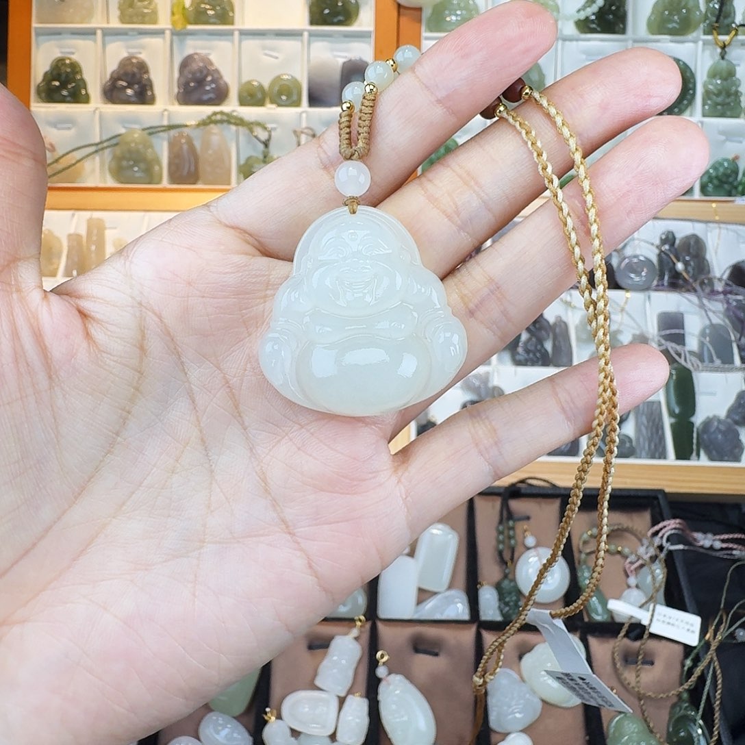 和田玉颈饰未镶嵌阿**n