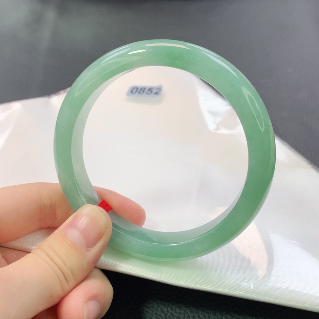 翡翠手镯未镶嵌0852号