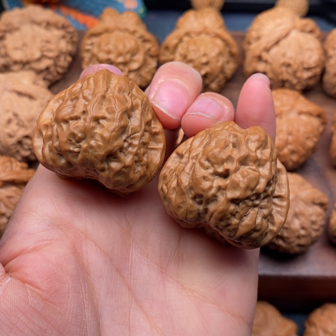 文玩核桃把件35.5肌肉蛙，手捻