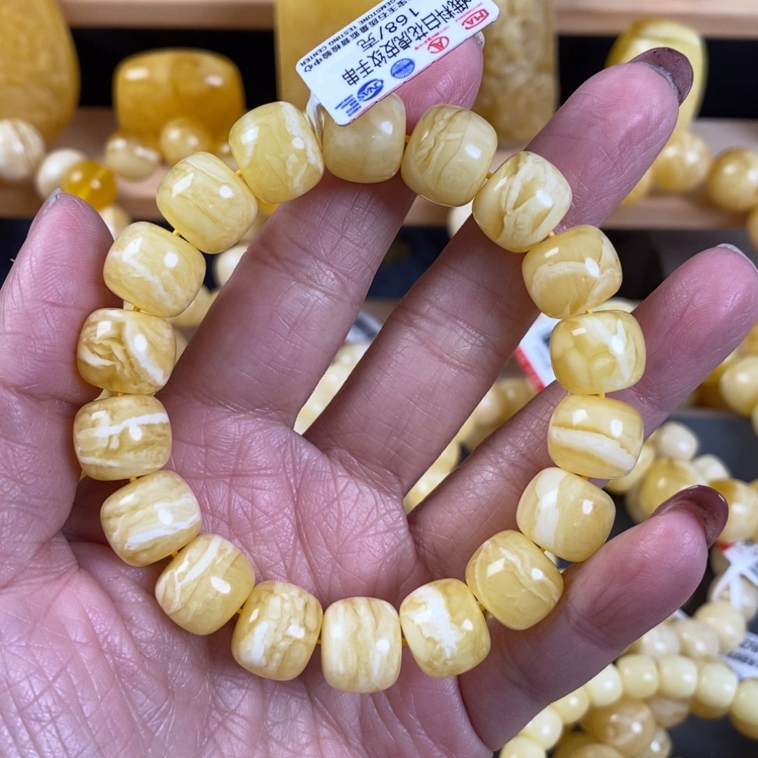 蜜蜡裸石未镶嵌斑****