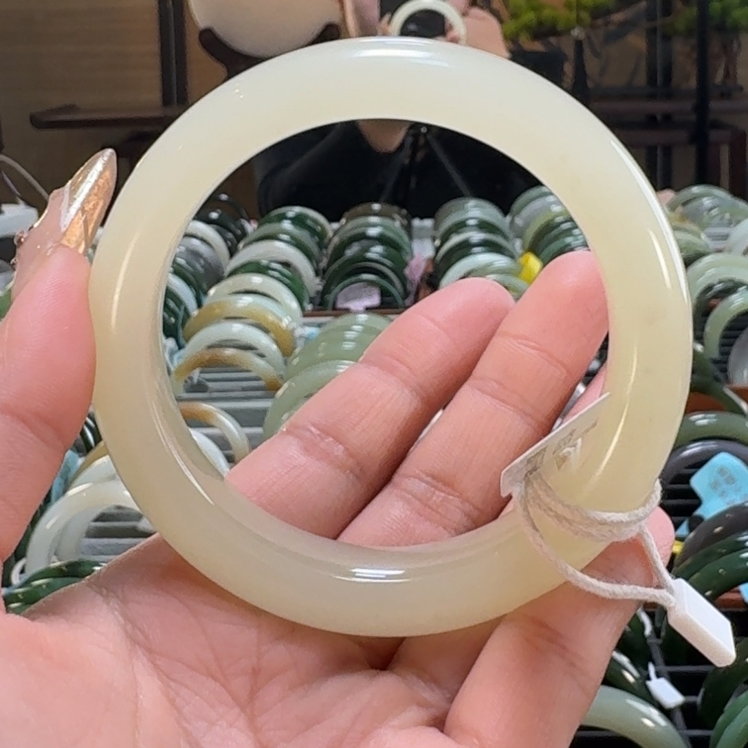 和田玉未镶嵌手镯C0142-58