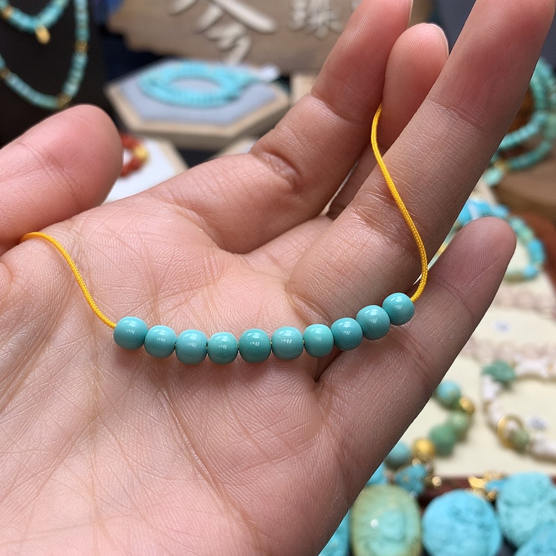 绿松石挂件未镶嵌茉*?