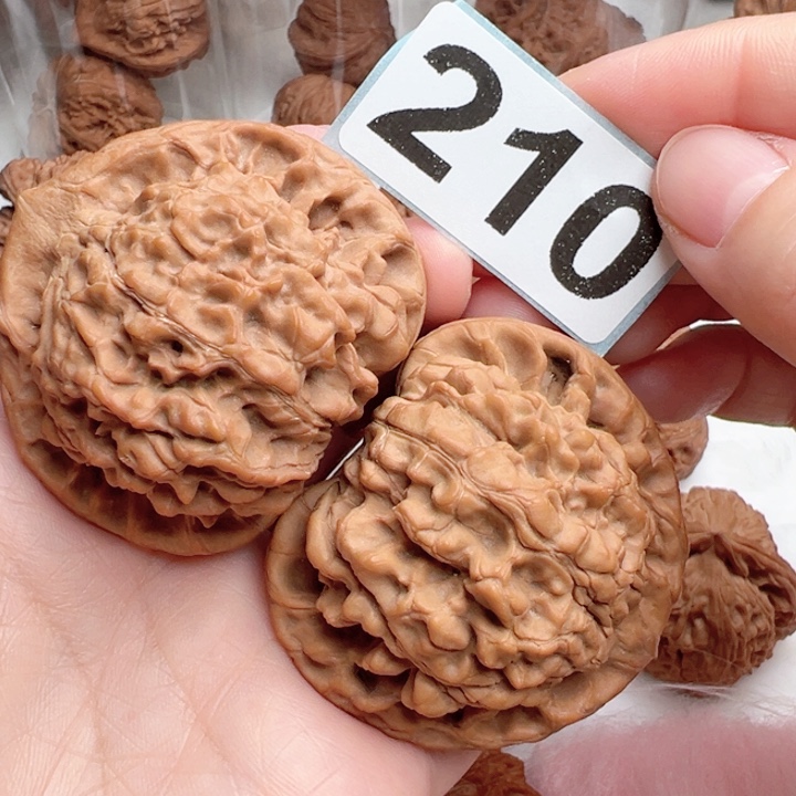文玩核桃吊坠色差210