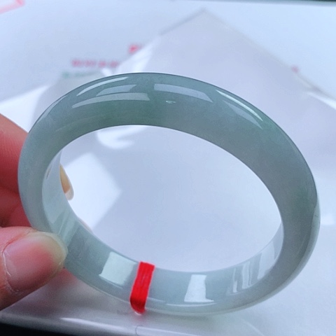 翡翠手镯未镶嵌65 号翡翠手镯