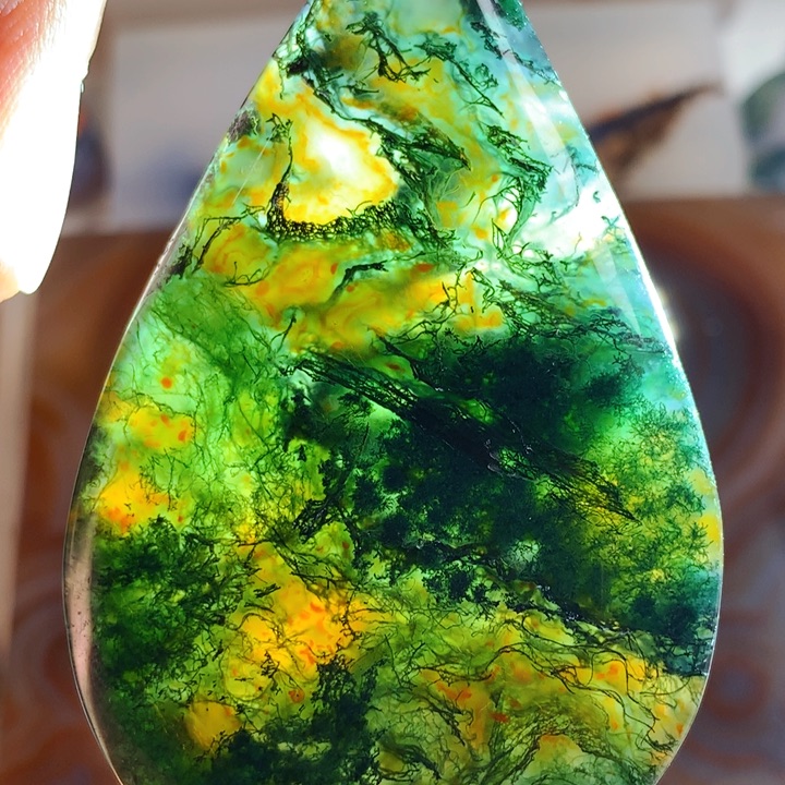 未镶嵌颈饰玛瑙/玉髓顺****。