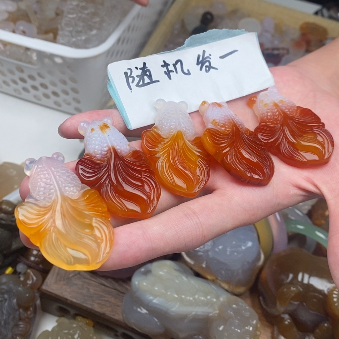 玛瑙/玉髓未镶嵌颈饰