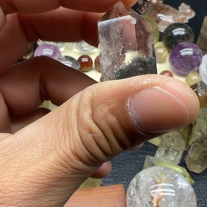 水晶未镶嵌珠宝半成品172