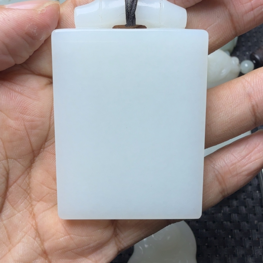 未镶嵌和田玉挂件明****台