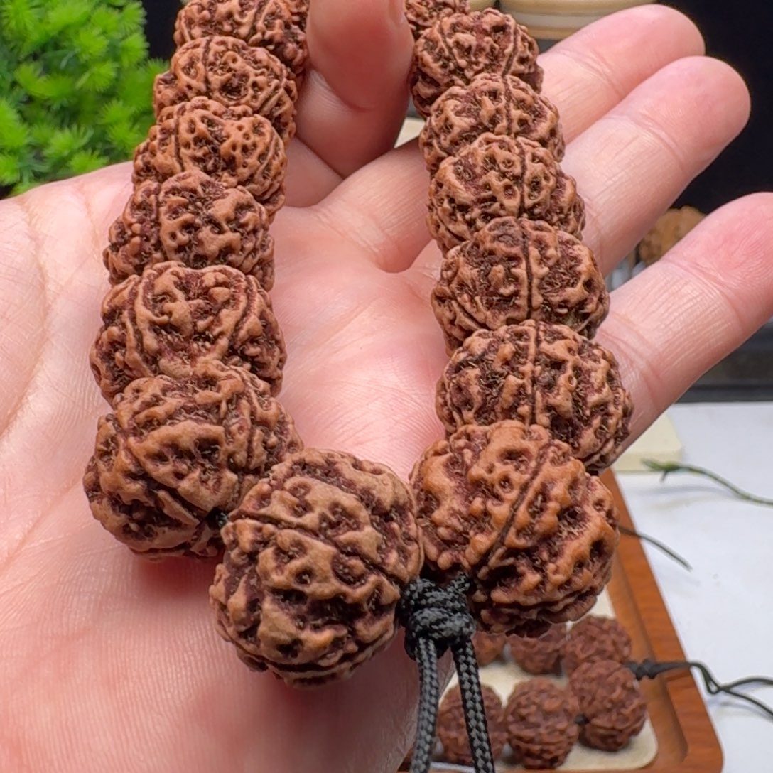 用***2金刚菩提手串梅花双龙