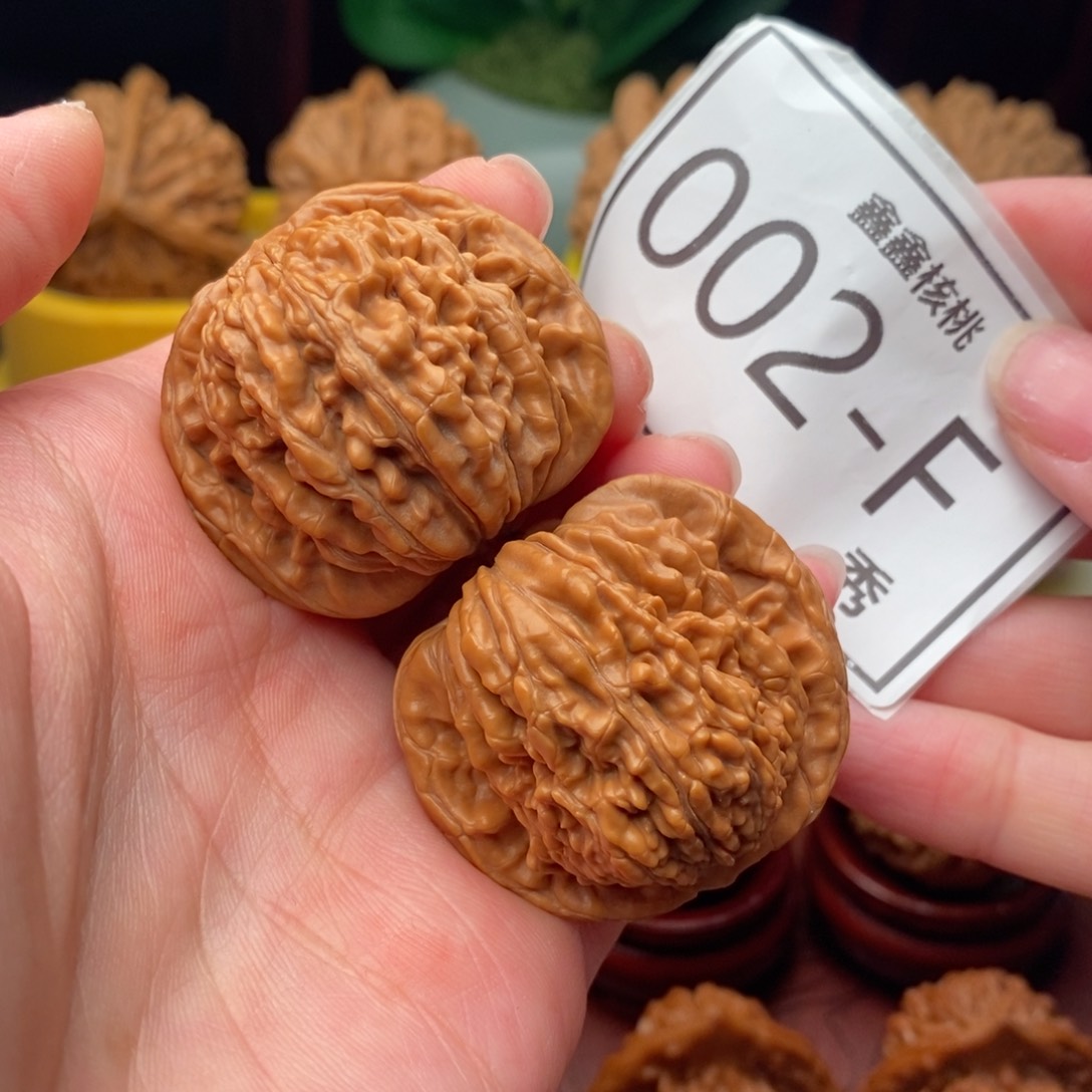 文玩核桃把件汉高楼39